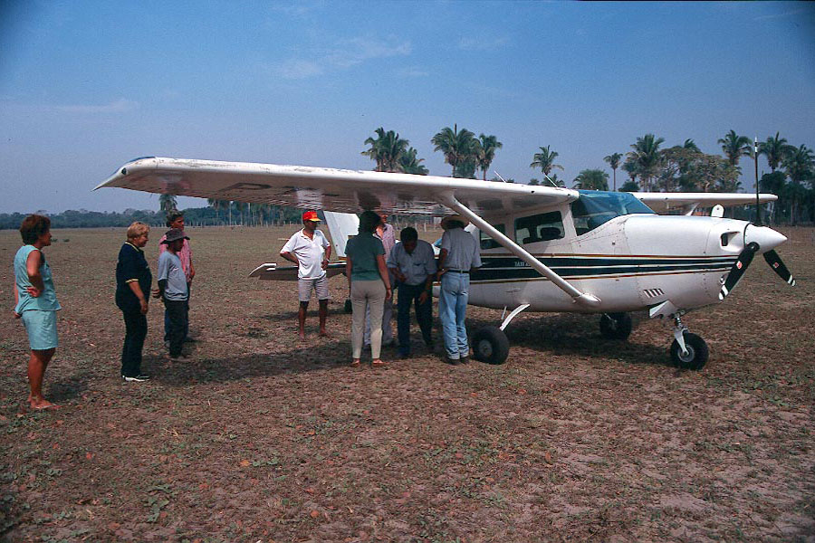 Loading
the plane